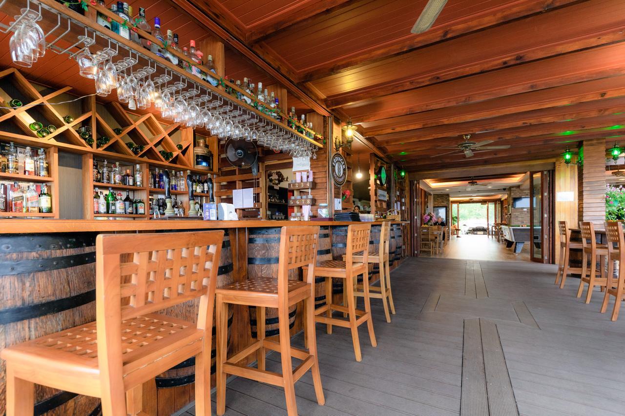 The Lord Nelson Hotel Ban Chang  Exteriör bild